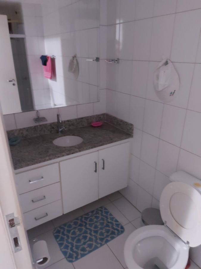 Apartamento Em Guarajuba 200M Da Praia Camacari Bagian luar foto