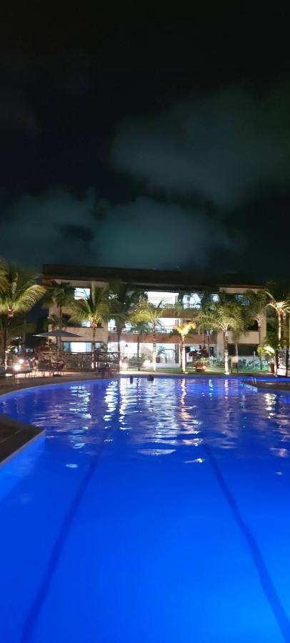 Apartamento Em Guarajuba 200M Da Praia Camacari Bagian luar foto