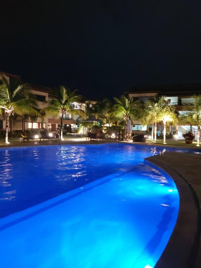 Apartamento Em Guarajuba 200M Da Praia Camacari Bagian luar foto